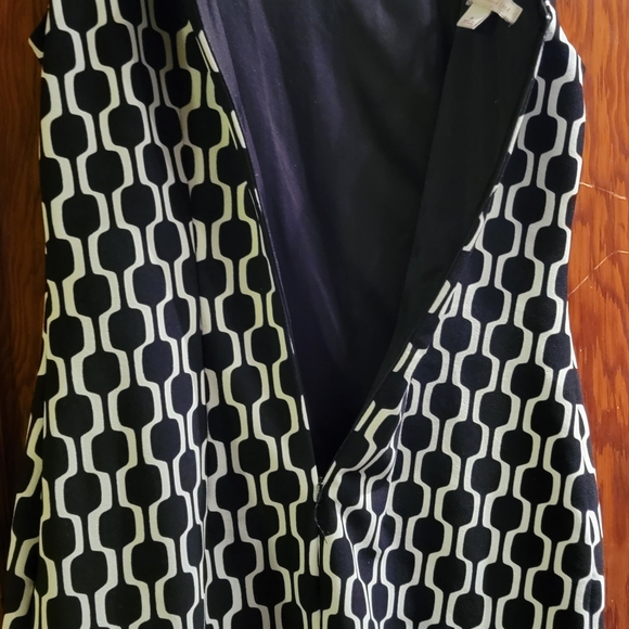 Dress - Picture 6 of 6